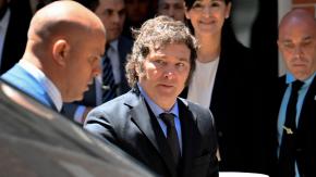 Diputados argentinos denuncian represión policial durante debate de reformas de Milei