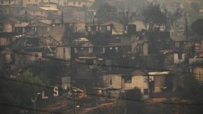 Hombre omitió Alerta SAE y fue a su casa afectada por incendio forestal a buscar a su perro: “No me interesa lo demás” Hombre omitió Alerta SAE y fue a su casa afectada por incendio forestal a buscar a su perro: “No me interesa lo demás”