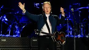 Miño: la canción que llevó a Los Bunkers a oídos de su ídolo Paul McCarntney, que hasta la sacó en guitarra Miño: la canción que llevó a Los Bunkers a oídos de su ídolo Paul McCarntney, que hasta la sacó en guitarra