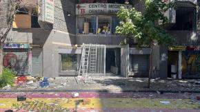 Se registra explosión en local del centro de Santiago: Hay cuatro heridos, entre ellos una menor Se registra explosión en local del centro de Santiago: Hay cuatro heridos, entre ellos una menor