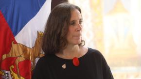 “Cometí un error”: Formalizan a exfuncionaria de Cancillería que filtró un audio de la exministra Urrejola “Cometí un error”: Formalizan a exfuncionaria de Cancillería que filtró un audio de la exministra Urrejola