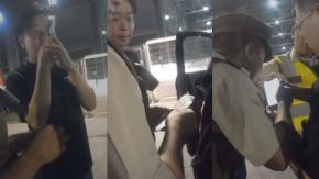 VIDEO | "Por favor déjeme volver al hotel": Chino intentó sobornar a Carabineros tras control en Providencia VIDEO | "Por favor déjeme volver al hotel": Chino intentó sobornar a Carabineros tras control en Providencia