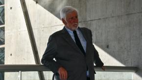 Exalcalde de Vitacura Raúl Torrealba sale de prisión: Cumplirá arresto domiciliario Exalcalde de Vitacura Raúl Torrealba sale de prisión: Cumplirá arresto domiciliario