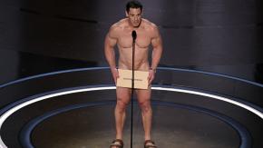 John Cena apareció desnudo en la ceremonia de los Premios Oscar 2024 John Cena apareció desnudo en la ceremonia de los Premios Oscar 2024