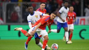 "Así da gusto ver a Chile": Pese a la derrota, hinchas destacan la actuación de la Roja de Gareca ante Francia "Así da gusto ver a Chile": Pese a la derrota, hinchas destacan la actuación de la Roja de Gareca ante Francia