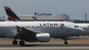 Reportan problema técnico en vuelo de Latam Sidney-Auckland-Santiago con varios heridos Reportan problema técnico en vuelo de Latam Sidney-Auckland-Santiago con varios heridos