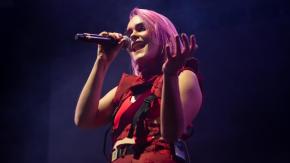 Camila Moreno en un nuevo Día de la Mujer: "Los hombres pueden estar a maltraer, cantar más o menos y aun así ser rockstars" Camila Moreno en un nuevo Día de la Mujer: "Los hombres pueden estar a maltraer, cantar más o menos y aun así ser rockstars"