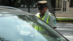 Carabinero dio muerte a sujeto que lo apuntó con arma en fiscalización en Villa Alemana Carabinero dio muerte a sujeto que lo apuntó con arma en fiscalización en Villa Alemana
