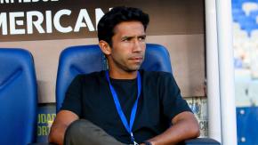 Nicolás Núñez deja la banca de Universidad Católica tras eliminación de la Sudamericana y ya hay remplazante