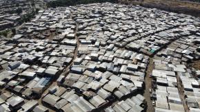Así es el campamento de Cerrillos donde denuncian existencia de un cementerio ilegal Así es el campamento de Cerrillos donde denuncian existencia de un cementerio ilegal