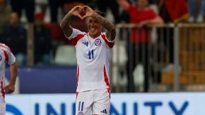 El romántico paseo de Eduardo Vargas y su novia en Francia previo al partido: pareja compartió esta tierna imagen El romántico paseo de Eduardo Vargas y su novia en Francia previo al partido: pareja compartió esta tierna imagen