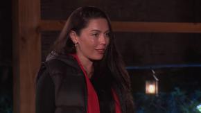 Daniela Aránguiz reveló qué tipo de cáncer tuvo tras terminar con el 'Mago' Valdivia: "Me lo saqué a tiempo" Daniela Aránguiz reveló qué tipo de cáncer tuvo tras terminar con el 'Mago' Valdivia: "Me lo saqué a tiempo"