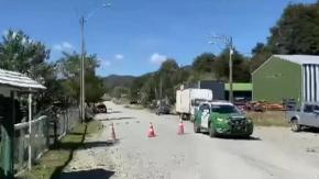 Vecinos de Cochamó no tienen ambulancia: Trasladan pacientes en radiopatrulla Vecinos de Cochamó no tienen ambulancia: Trasladan pacientes en radiopatrulla