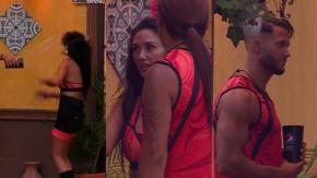 Pamela Díaz se enfureció con Fabio tras violenta broma en 'Tierra Brava': amenazó con desenmascararlo en el Cara a Cara Pamela Díaz se enfureció con Fabio tras violenta broma en 'Tierra Brava': amenazó con desenmascararlo en el Cara a Cara