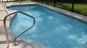 Niña de 8 años murió en piscina de hotel en EE.UU: habría sido aspirada por una tubería Niña de 8 años murió en piscina de hotel en EE.UU: habría sido aspirada por una tubería