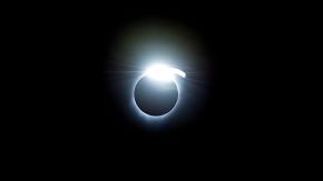 No se podrá ver en Chile: Cómo seguir en vivo el eclipse solar total de este 8 de abril