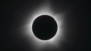 Sigue EN VIVO la transmisión del eclipse solar total de hoy 8 de abril Sigue EN VIVO la transmisión del eclipse solar total de hoy 8 de abril