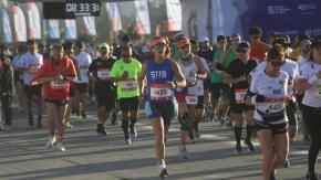 Maratón de Santiago hace llamado a participar con cinta negra en homenaje a carabineros asesinados Maratón de Santiago hace llamado a participar con cinta negra en homenaje a carabineros asesinados