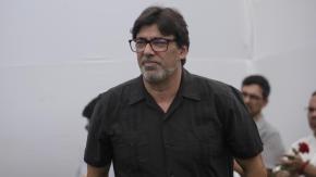 Daniel Jadue denuncia que se le impidió salir de Chile: "Fiscal me amenaza con detenerme" Daniel Jadue denuncia que se le impidió salir de Chile: "Fiscal me amenaza con detenerme"