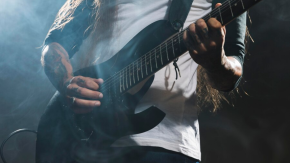 Banda rusa de metal detenida en pleno concierto por exhibir "símbolos nazis"