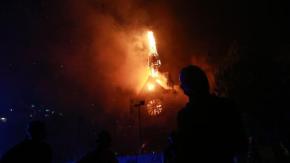 Estallido social: Condenan a 10 años de presidio efectivo a autor de incendio a iglesia de Carabineros Estallido social: Condenan a 10 años de presidio efectivo a autor de incendio a iglesia de Carabineros