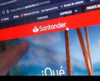 Sernac oficia a Santander tras reporte de filtración de datos personales que habría afectado a clientes en Chile Sernac oficia a Santander tras reporte de filtración de datos personales que habría afectado a clientes en Chile