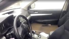 Captan auto que quedó inundado por lluvia en La Cisterna: Agua llegaba hasta los asientos Captan auto que quedó inundado por lluvia en La Cisterna: Agua llegaba hasta los asientos