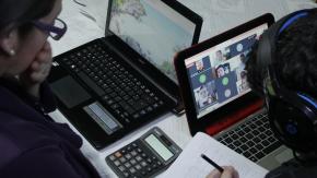 Estado de catástrofe y suspensión de clases: esto dice la norma sobre el teletrabajo para padres y madres