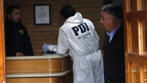 Trabajadoras sexuales sufrieron violento robo en departamento de Las Condes: Una fue internada en estado grave Trabajadoras sexuales sufrieron violento robo en departamento de Las Condes: Una fue internada en estado grave