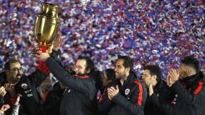 ¿Qué fue de Juan Antonio Pizzi? Así luce hoy el último DT campeón de América con Chile ¿Qué fue de Juan Antonio Pizzi? Así luce hoy el último DT campeón de América con Chile