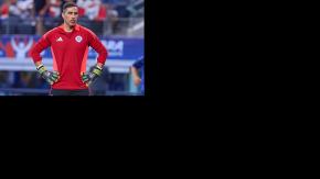 “Imposible competir contra esto": El desahogo de Bravo tras polémico arbitraje contra la Roja en Copa América “Imposible competir contra esto": El desahogo de Bravo tras polémico arbitraje contra la Roja en Copa América