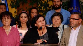 Diputada Pizarro acusa “resabios de persecución al Partido Comunista”, tras prisión al alcalde Jadue Diputada Pizarro acusa “resabios de persecución al Partido Comunista”, tras prisión al alcalde Jadue