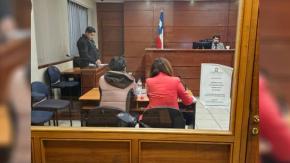 Con pelucas, un arma de juguete y en un Lexus: Así fue el robo que realizó una mujer en banco de Antofagasta Con pelucas, un arma de juguete y en un Lexus: Así fue el robo que realizó una mujer en banco de Antofagasta