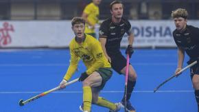 Jugador australiano de hockey se amputa un dedo para poder competir en París 2024 Jugador australiano de hockey se amputa un dedo para poder competir en París 2024