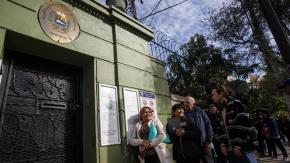 "Una maniobra para perjudicar a Chile": ¿Qué implica que Venezuela exija a nuestro país retirar su personal diplomático? "Una maniobra para perjudicar a Chile": ¿Qué implica que Venezuela exija a nuestro país retirar su personal diplomático?