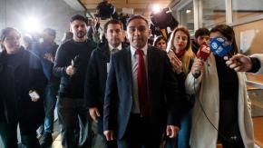 Duro golpe a Chong: tribunal absuelve al excarabinero Sebastián Zamora a casi 4 años de iniciado el Caso Pío Nono Duro golpe a Chong: tribunal absuelve al excarabinero Sebastián Zamora a casi 4 años de iniciado el Caso Pío Nono