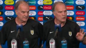 “¡Una vergüenza!”: Marcelo Bielsa explotó en conferencia de prensa y destrozó a la Conmebol en Copa América “¡Una vergüenza!”: Marcelo Bielsa explotó en conferencia de prensa y destrozó a la Conmebol en Copa América