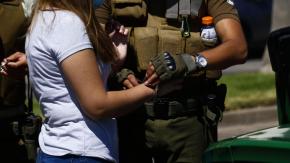 Funcionaria de Gobierno es detenida por ocultar su identidad durante fiscalización Funcionaria de Gobierno es detenida por ocultar su identidad durante fiscalización