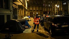 Más de 2.000 niños duermen en la calle en Francia: casi 500 son menores de 3 años Más de 2.000 niños duermen en la calle en Francia: casi 500 son menores de 3 años