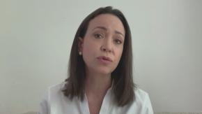 María Corina Machado y posible entrega de poder de Maduro: "Indiscutiblemente Chile tendría un papel muy importante" María Corina Machado y posible entrega de poder de Maduro: "Indiscutiblemente Chile tendría un papel muy importante"