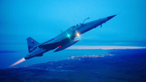 Cómo son los F-5, los aviones de guerra que desplegó Chile tras alerta de "tráfico aéreo no identificado" Cómo son los F-5, los aviones de guerra que desplegó Chile tras alerta de "tráfico aéreo no identificado"