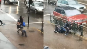 VIDEO muestra fuerte caída de madre y su hijo producto del intenso viento en Temuco VIDEO muestra fuerte caída de madre y su hijo producto del intenso viento en Temuco