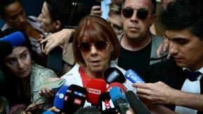 Mujer que fue drogada por su marido para ser violada por 51 hombres: "Me trataron como una muñeca de trapo" Mujer que fue drogada por su marido para ser violada por 51 hombres: "Me trataron como una muñeca de trapo"