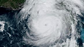 Huracán Helene se fortalece a categoría 4 en su avance hacia Florida Huracán Helene se fortalece a categoría 4 en su avance hacia Florida