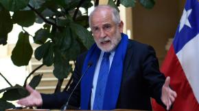 Ministro Montes pide que "se expliciten los objetivos políticos” en acusaciones contra Boric y Tohá