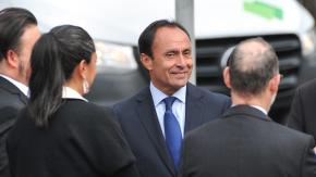 Ministro Pizarro tras denuncia sobre barrista de la U: "Quienes tienen sanciones deben cumplir por los actos que han cometido" Ministro Pizarro tras denuncia sobre barrista de la U: "Quienes tienen sanciones deben cumplir por los actos que han cometido"