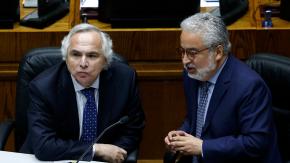 Caso Audios: CMF reconoce que Andrés Chadwick intercedió por empresa de los Sauer Caso Audios: CMF reconoce que Andrés Chadwick intercedió por empresa de los Sauer