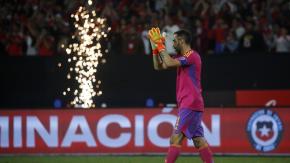 ¡Merecido!: Conmebol rendirá homenaje a Claudio Bravo y otros dos seleccionados sudamericanos ¡Merecido!: Conmebol rendirá homenaje a Claudio Bravo y otros dos seleccionados sudamericanos