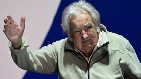 "Les doy mi corazón": Pepe Mujica reaparece públicamente a una semana de elecciones en Uruguay "Les doy mi corazón": Pepe Mujica reaparece públicamente a una semana de elecciones en Uruguay