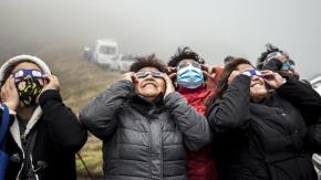 ¿Se podrá ver desde Santiago? El porcentaje de visibilidad del eclipse solar anular, región por región ¿Se podrá ver desde Santiago? El porcentaje de visibilidad del eclipse solar anular, región por región